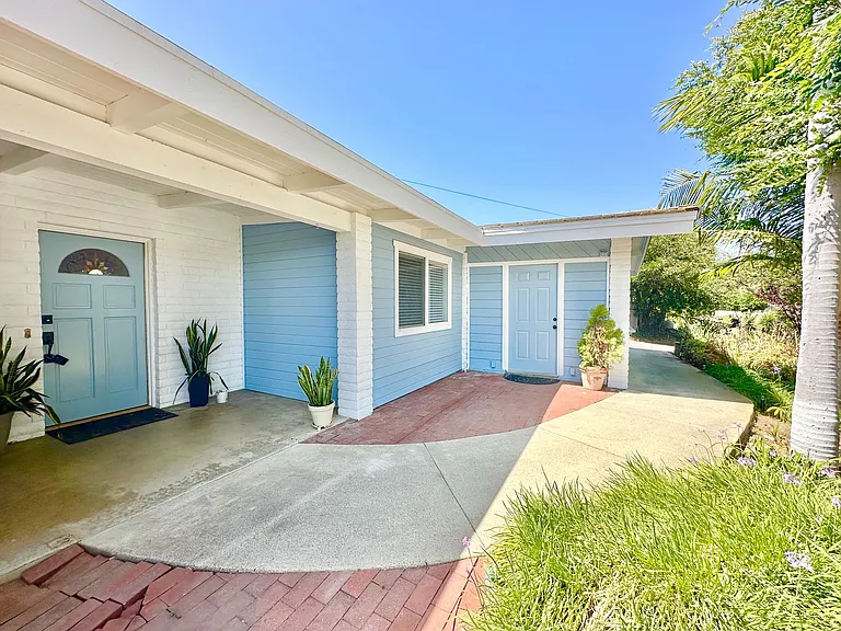 2573 Gum Tree Ln — Photo 3