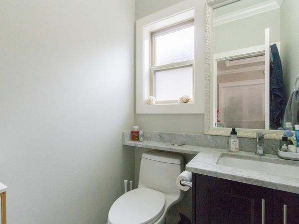 4 bedroom rental in Vancouver — photo 12
