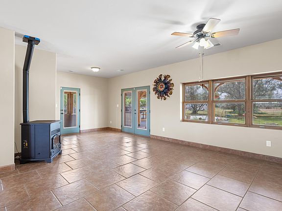 5th image of 48 Oney Ln