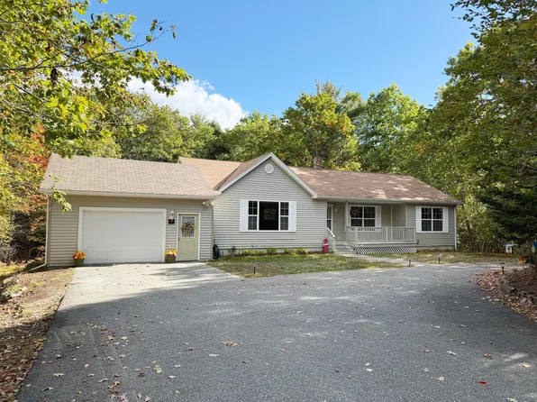 167 Lakes Lane, Ellsworth, ME 04605