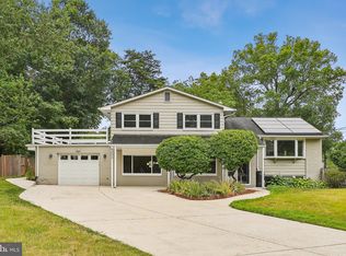 8802 Fort Hunt Rd, Alexandria, VA 22308