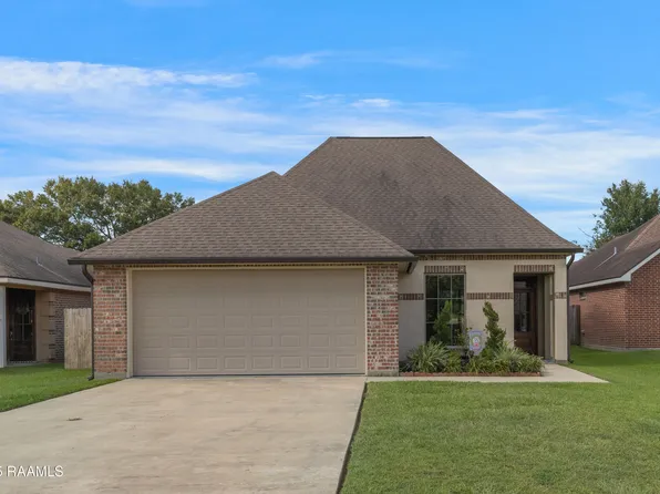 106 Rue Village Rd, Maurice, LA 70555