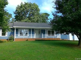 842 Spring Lake Dr, Iron Station, NC 28080