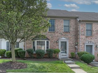 208 Saddle Ridge Dr, Harrisburg, PA 17110