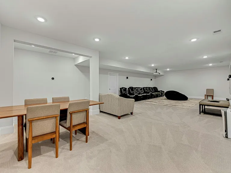 63 Samuel Way — Photo 31