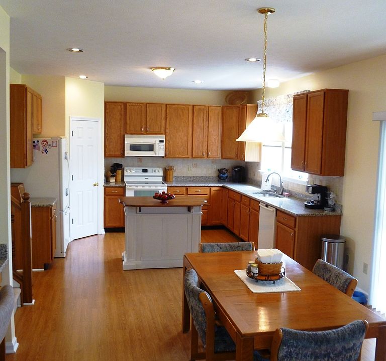2nd image of 3467 Glen Abbe Ct