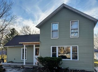 204 Madison St S, Hazleton, IA 50641