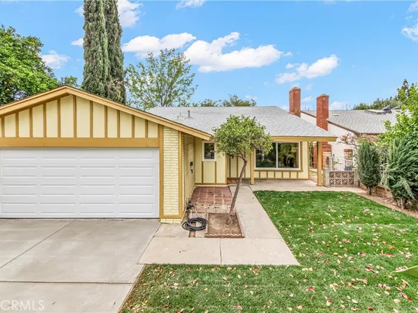 20010 Eccles St, Winnetka, CA 91306