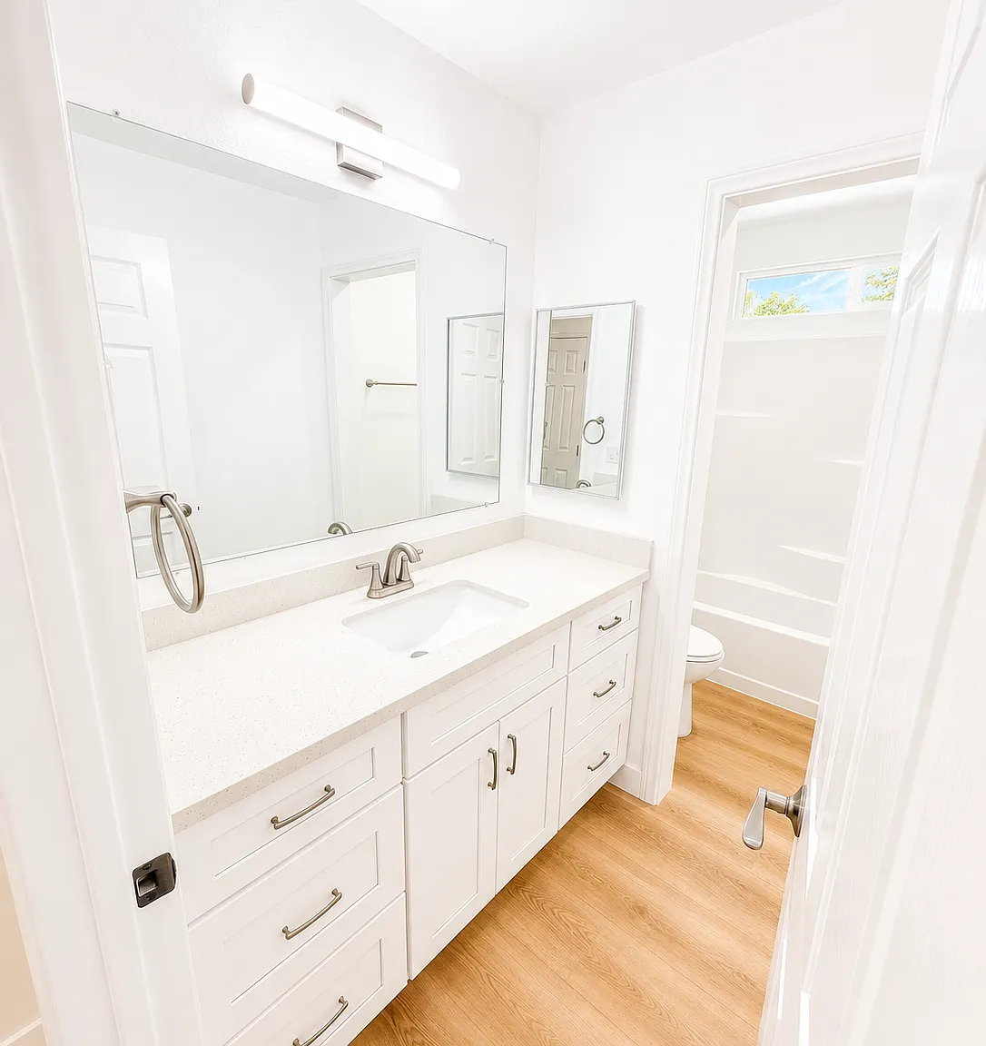 2 bed, 712 sqft, $3,250 — Photo 3