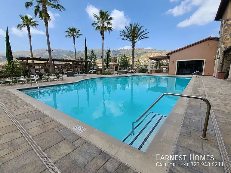12073 Carabela Ct — Photo 23