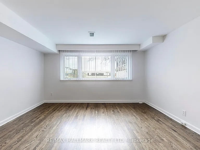 3572 Dufferin St #LOWER — Photo 6