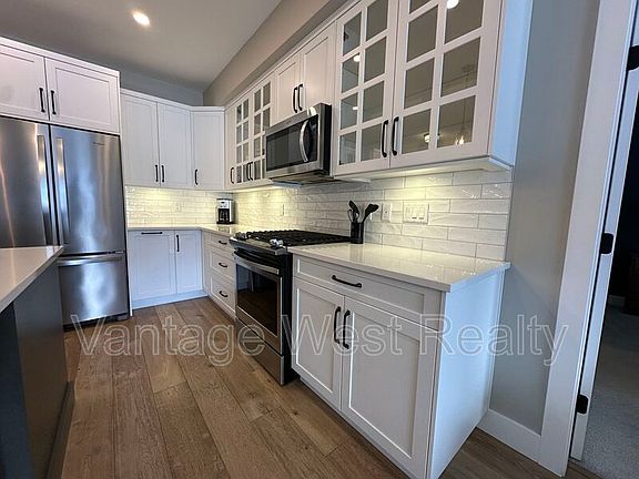 2nd image of 3475 Granite Close #415