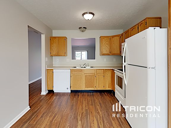 5th image of 10718 Huntwick Dr