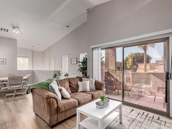 2nd image of 1406 W EMERALD Avenue #102