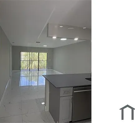 2 bed, 1200 sqft, $2,100 — Photo 3