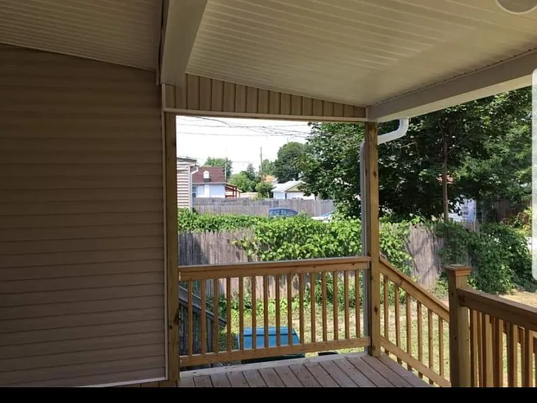 1217 Rankine Ave — Photo 17