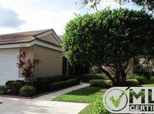 8436 Parkgate Rd, Boca Raton, FL 33496