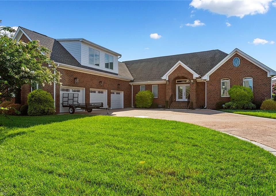 1st image of 4114 River Park Dr