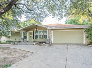 5808 Silver Lake Ct, Haltom City, TX 76117