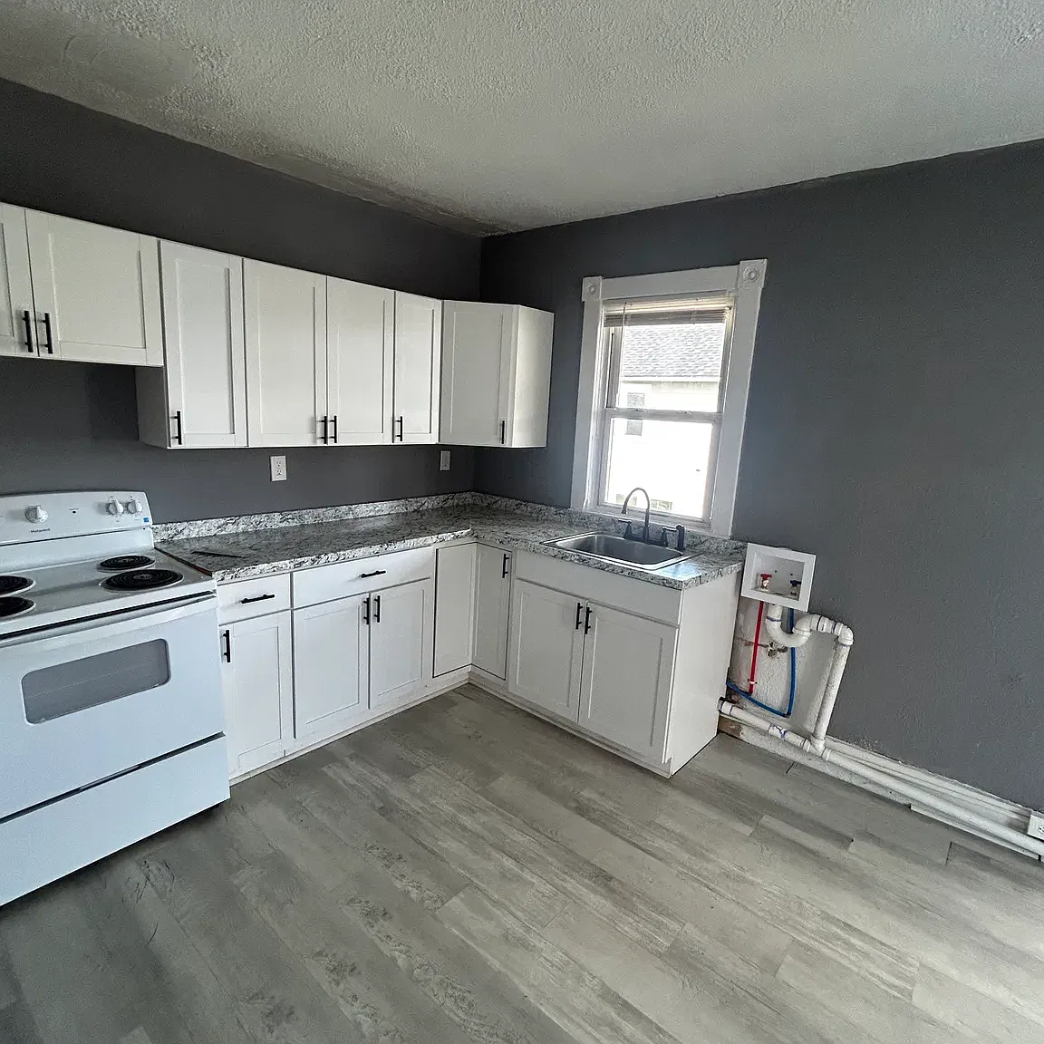 2 bed, $1,150 — Photo 4