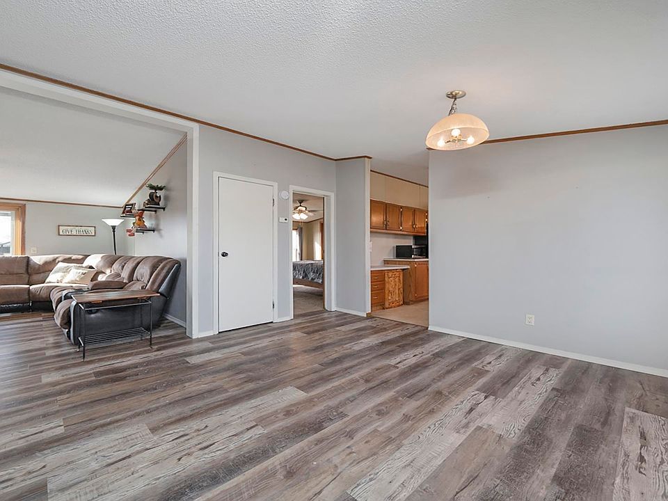 1953 S Marsh Rd, Chana, IL 61015 Zillow