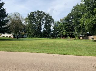 Heather Dr, Marshall, MI 49068