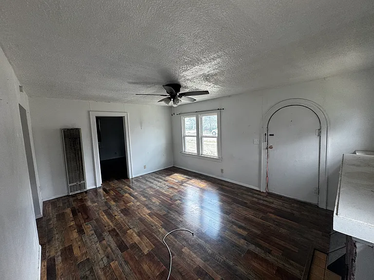 3609 S Polk St — Photo 8