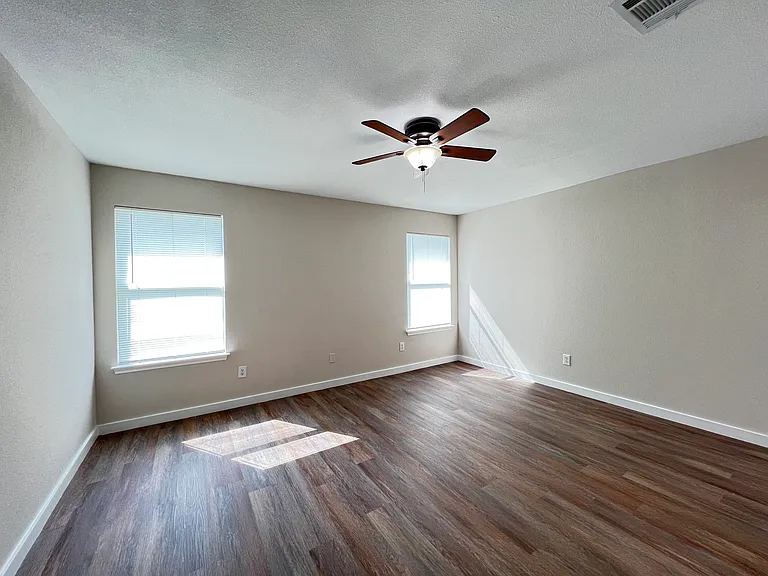 9252 Saint Martin Rd — Photo 8