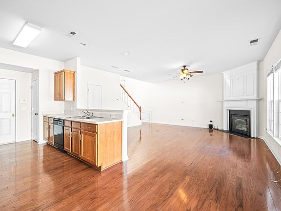5th image of 8911 Kirkley View Ct
