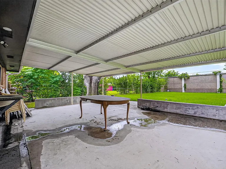 5803 Greencraig Dr — Photo 24