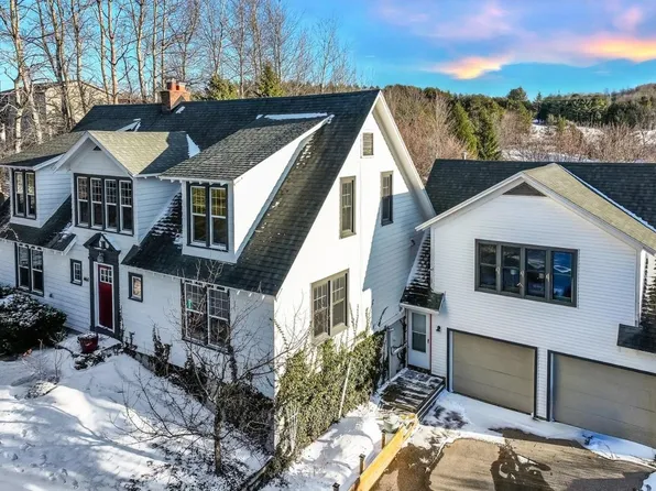 1460 Smith Rd, Traverse City, MI 49696