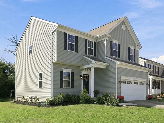 3rd image of 415 Wingate Pl