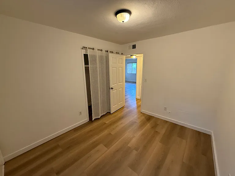 741 Carter St NW #4 — Photo 8