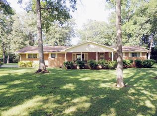 7600 W Clearwater Rd, Hixson, TN 37343