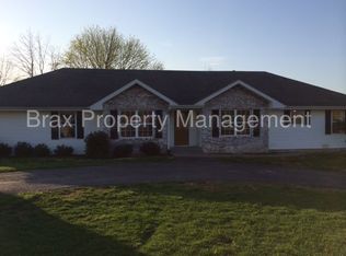 2070 W Hyacinth Ct, Nixa, MO 65714