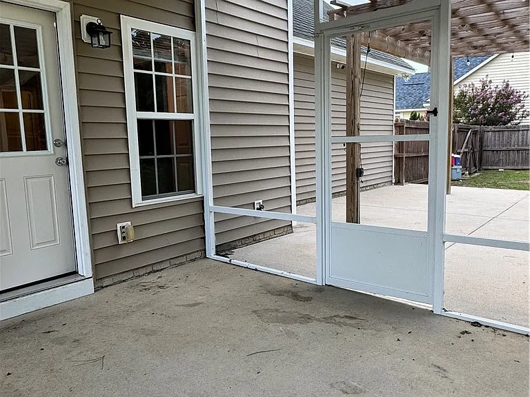 6541 Valley Falls Rd — Photo 32