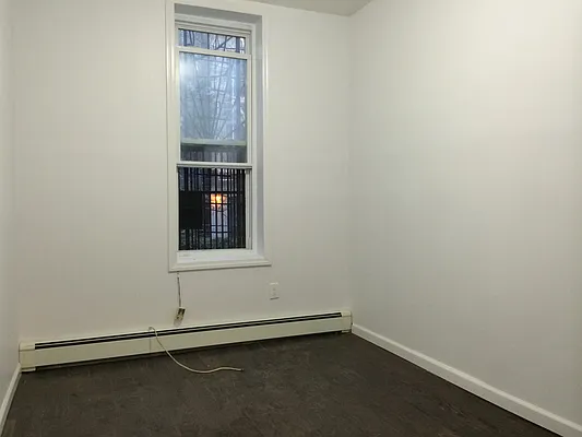 Rented by Rental Solutions Inc | media 42