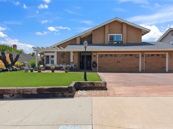 1355 Knoll Dr, Oceanside, CA 92054