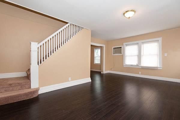 1st image of 569 Meacham Ave #1