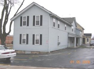 70 E Wisconsin St APT 1, Hartford, WI 53027