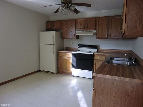 Holloway 13 Kitchen (2)