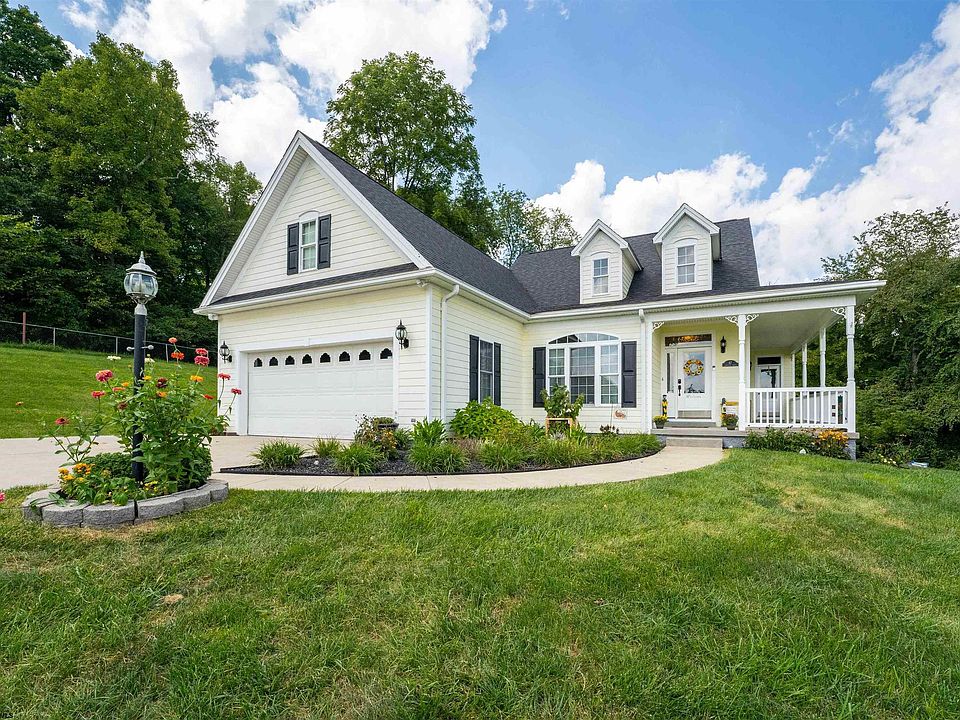1st image of 47 Samantha Dr