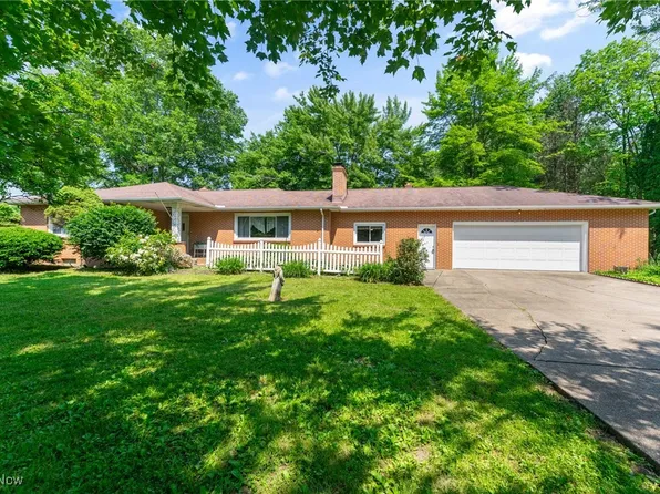 3612 Ridge Rd, Cortland, OH 44410