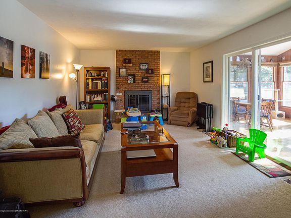 2nd image of 5932 W Sleepy Hollow Ln