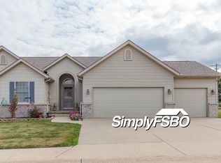 1005 31st Ave, Silvis, IL 61282