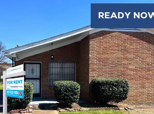 1042 University St #1, Memphis, TN 38107