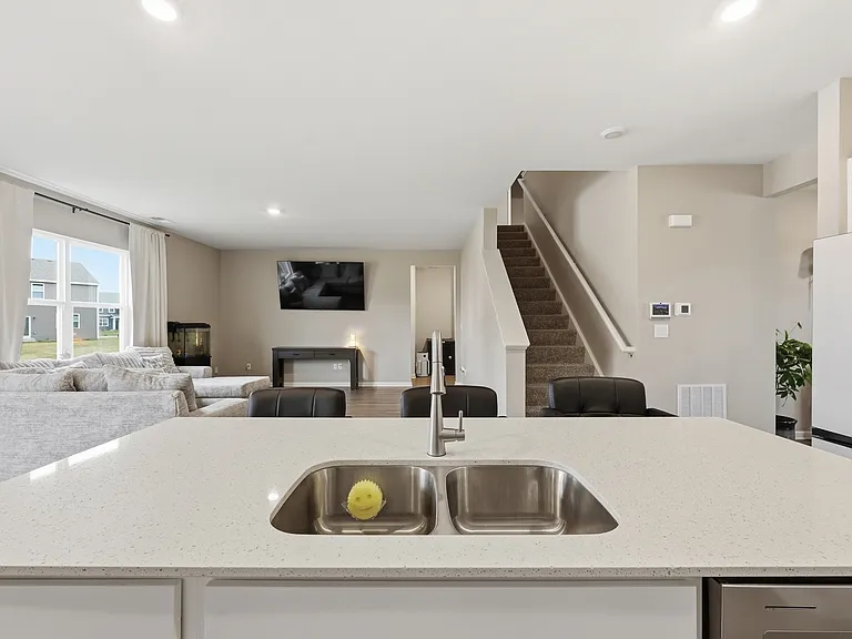 2282 Cobble Springs Dr — Photo 9