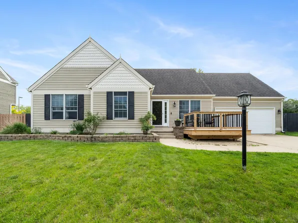300 Carmody Dr, Chesterton, IN 46304