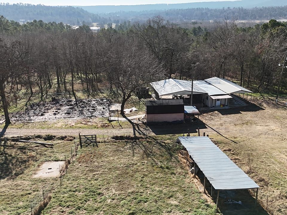 1st image of 11822 Valley Loop