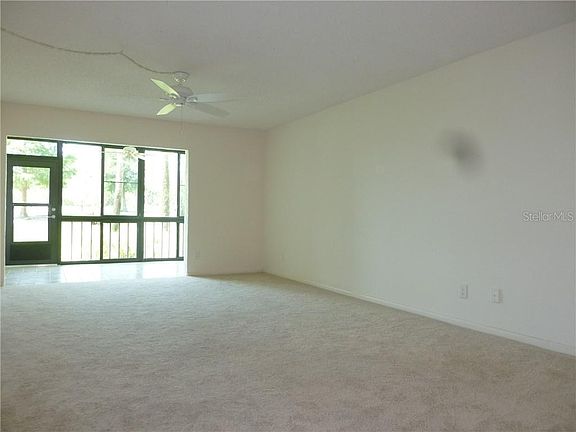 5th image of 13618 Greenfield Dr APT 103